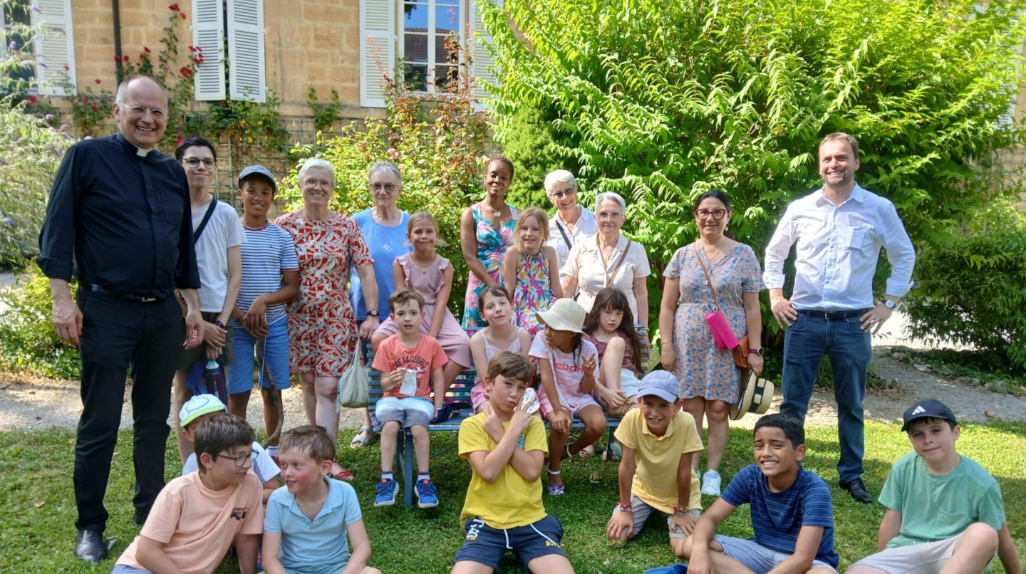 Lire la suite à propos de l’article Les enfants du patronage Sainte-Anne en visite de la Préfecture